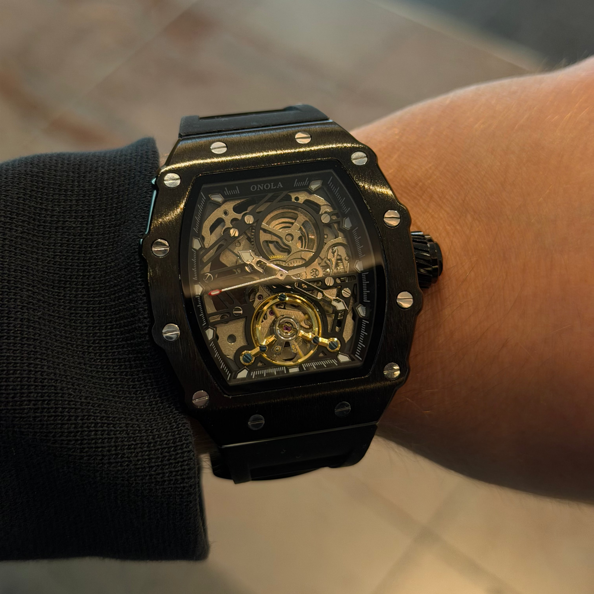 ONOLA Exclusive - 500 pieces