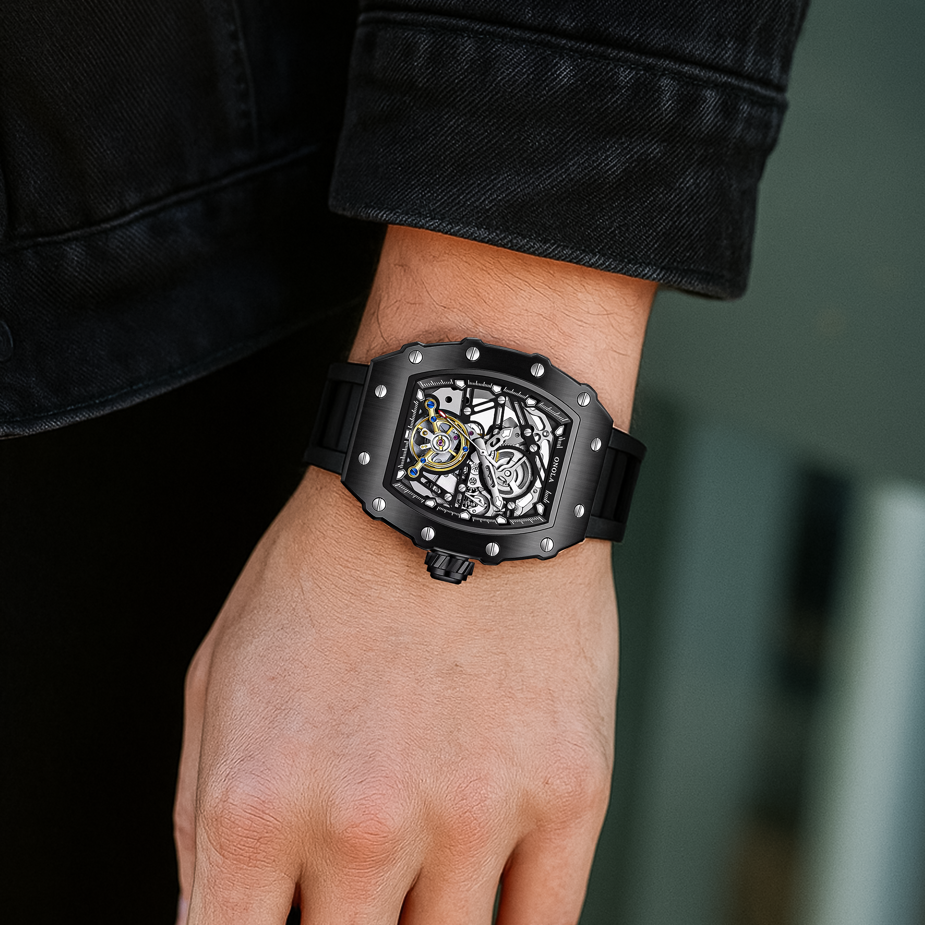 ONOLA Exclusive - 500 pieces